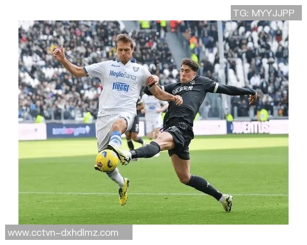 弗洛西诺尼迎战那不勒斯期待精彩对决与激烈竞争的足球盛宴 弗洛西诺尼迎战那不勒斯期待精彩对决与激烈竞争的足球盛宴