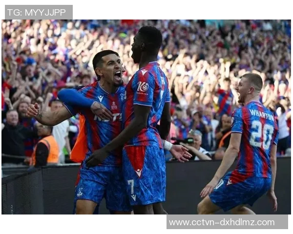 穆尼奥斯:我梦想为曼联这样的球队效能,但现在重心在水晶宫 穆尼奥斯:我梦想为曼联这样的球队效能,但现在重心在水晶宫